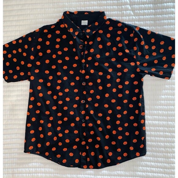 Spirit Halloween Jack O Lantern Black and Orange Shirt - Picture 1 of 3